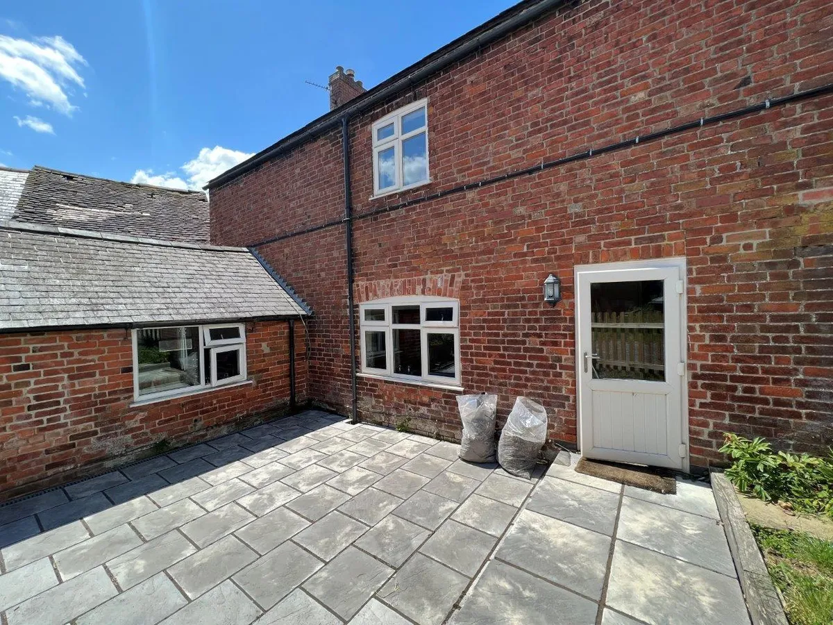 TOP FARM HOUSE, SIX HILLS ROAD, WALTON ON THE WOLDS, LOUGHBOROUGH