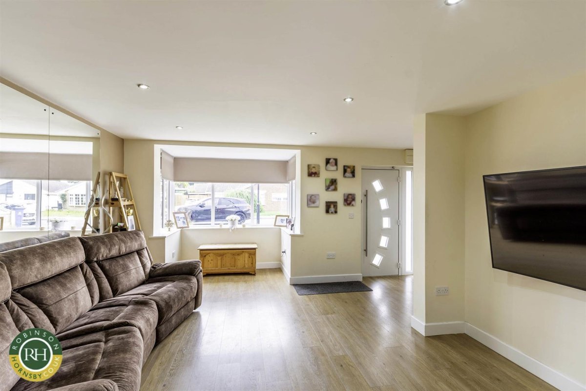 4 bedroom property for sale in Tatenhill Gardens, Cantley, Doncaster