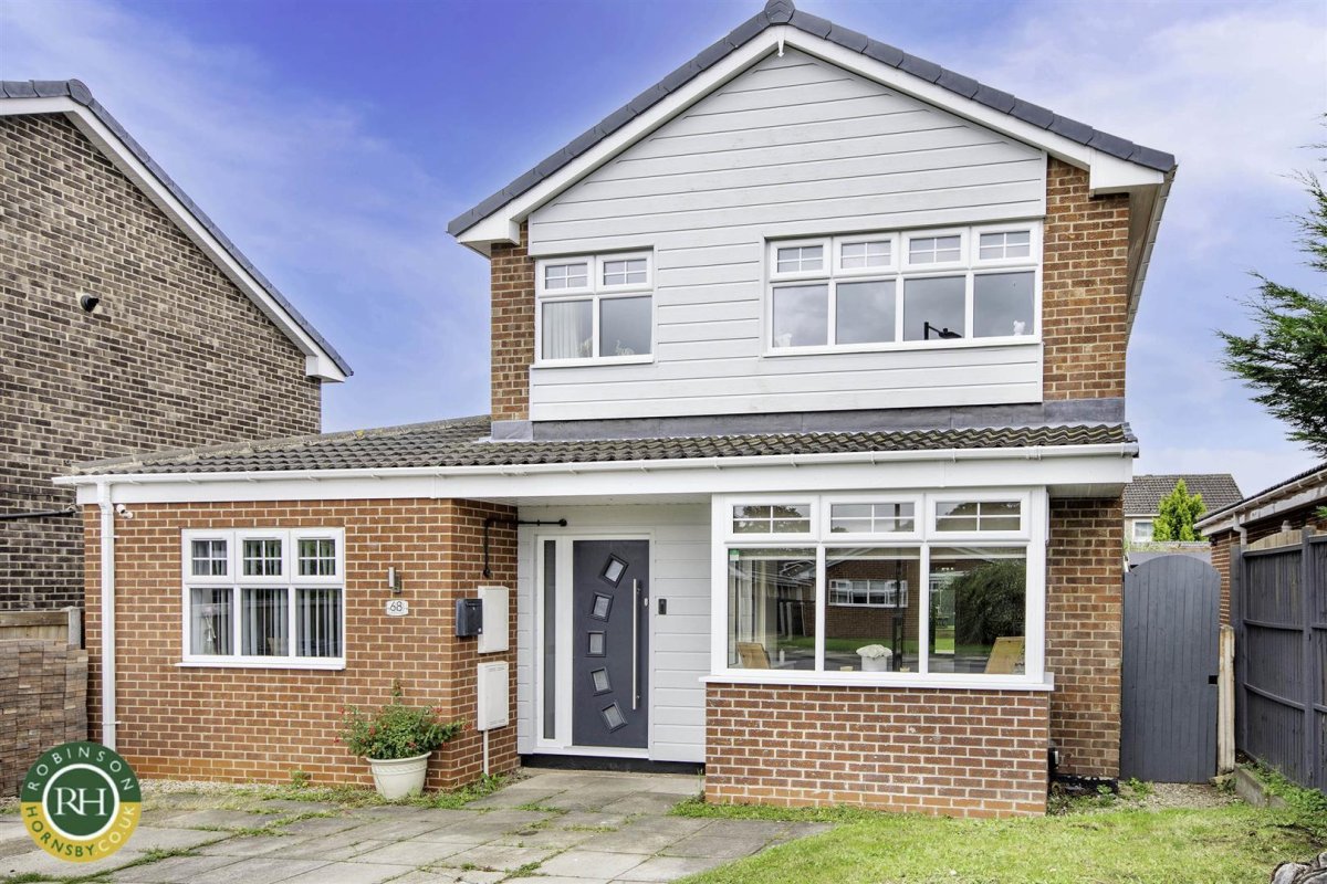 4 bedroom property for sale in Tatenhill Gardens, Cantley, Doncaster