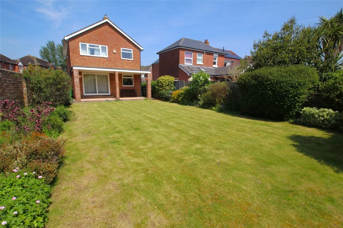 Southampton Road, Fareham, Hampshire, PO16