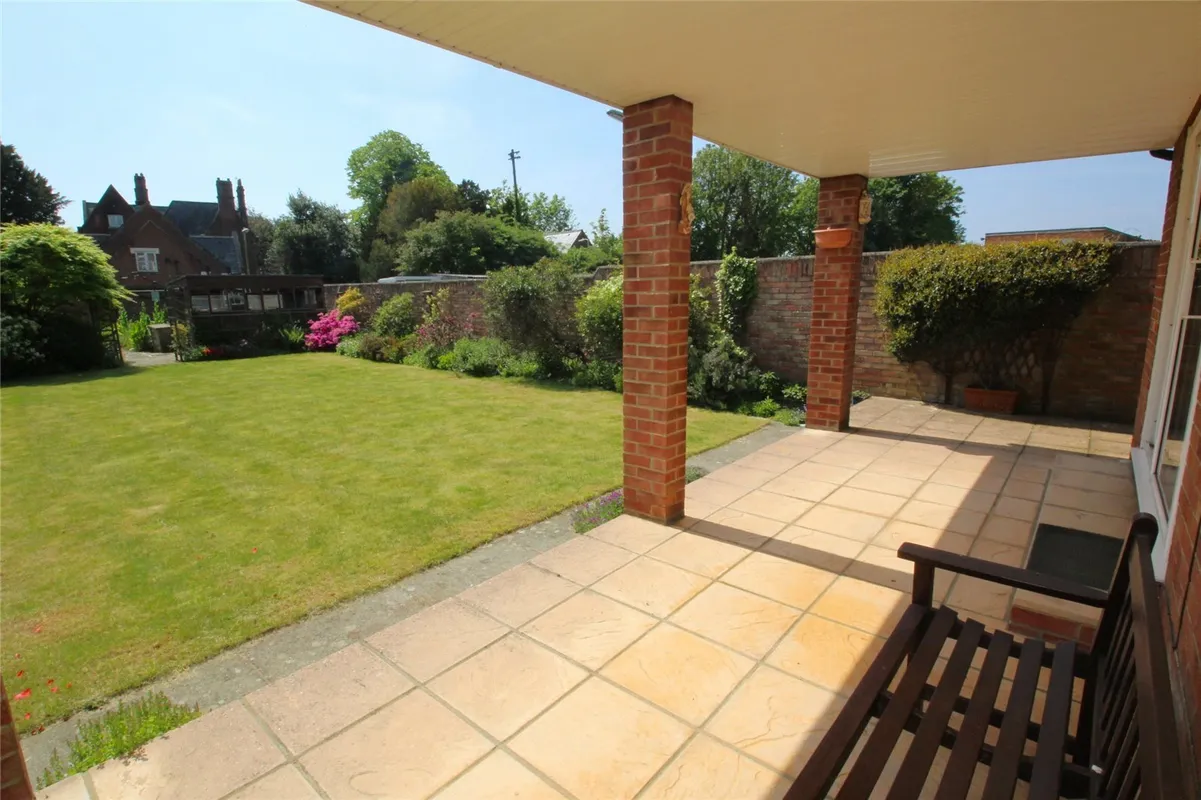 Southampton Road, Fareham, Hampshire, PO16