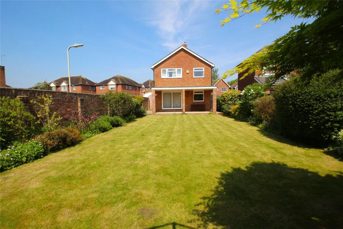 Southampton Road, Fareham, Hampshire, PO16