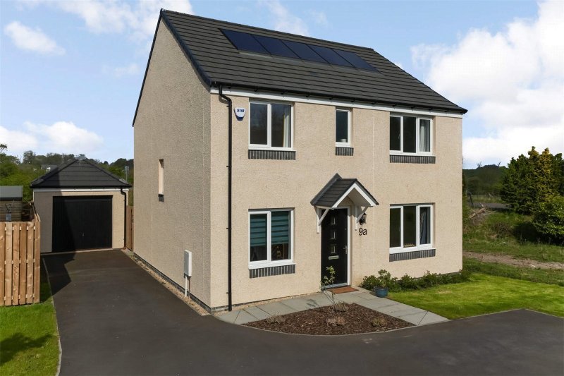 4 bedroom property for sale in Croftfoot Gardens, Gartcosh, Glasgow