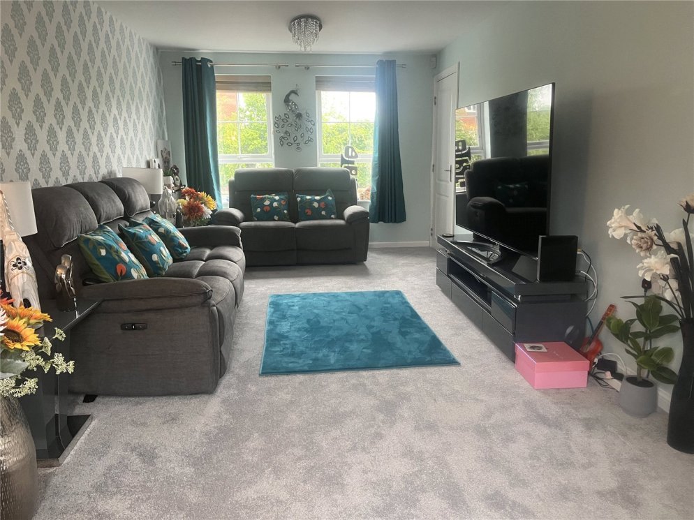 4 bedroom property for sale in Butler Best Way, Kidderminster