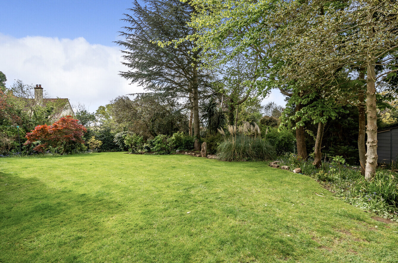 4 bedroom property for sale in Cranford Avenue, Exmouth, Devon, EX8