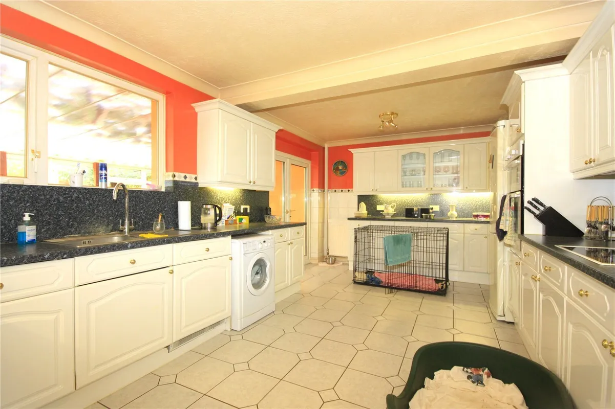 Battens Way, Havant, Hampshire, PO9