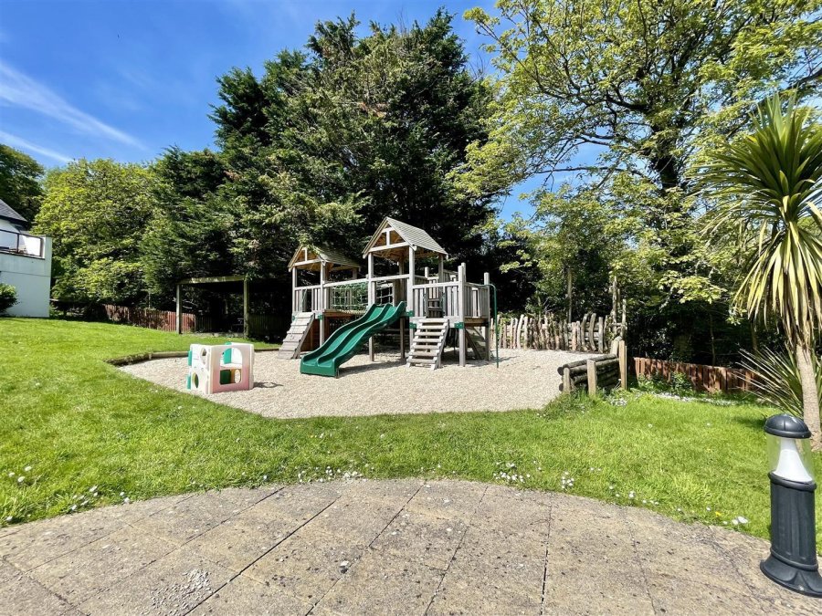 Stags 3 bedroom property for sale in Bissoe Road, Carnon Downs, Truro