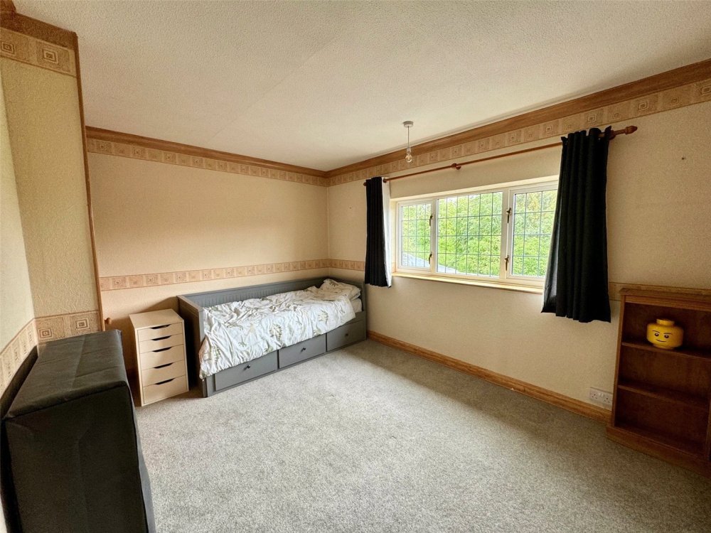 4 bedroom property for sale in Habberley Road, Kidderminster