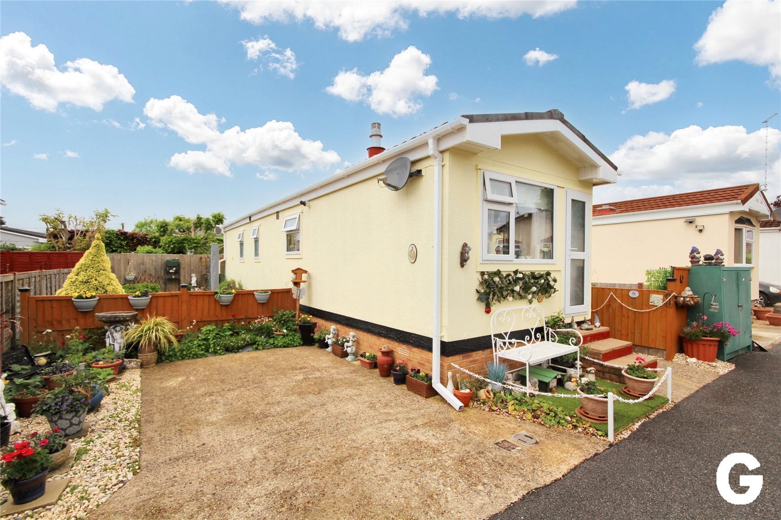 Pilgrims Park, Southampton Road, Ringwood, Hampshire, BH24 Image 1