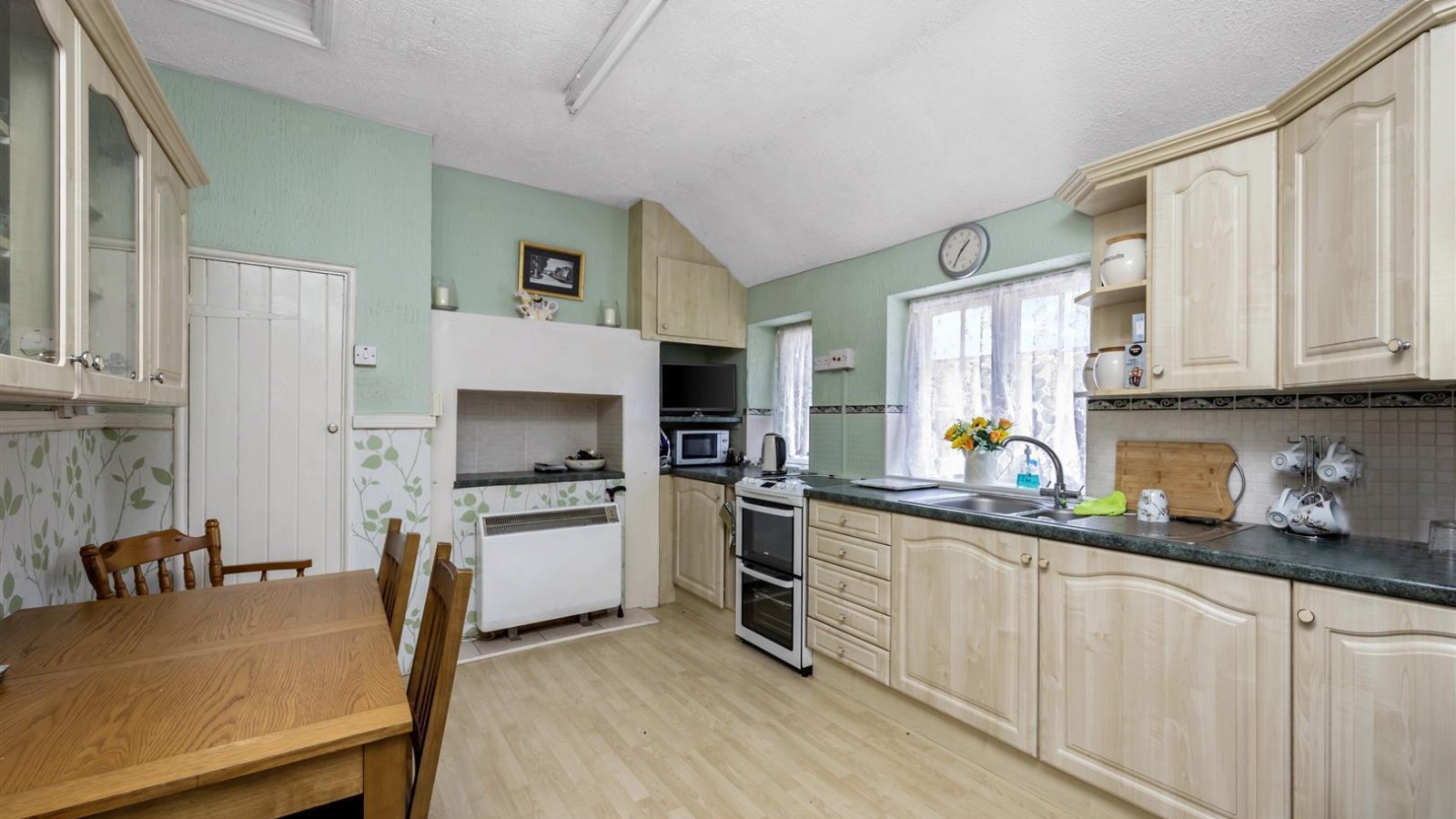 3 bedroom property for sale in Stanmer Village, Stanmer Park, Brighton