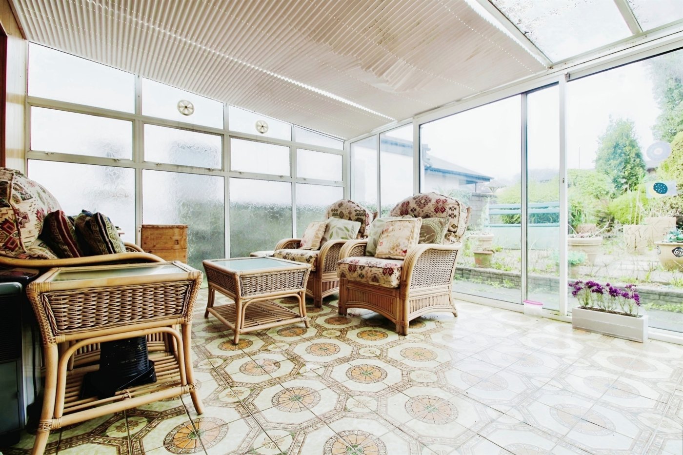 3 bedroom property for sale in Cowbridge Road West, Cardiff Guide