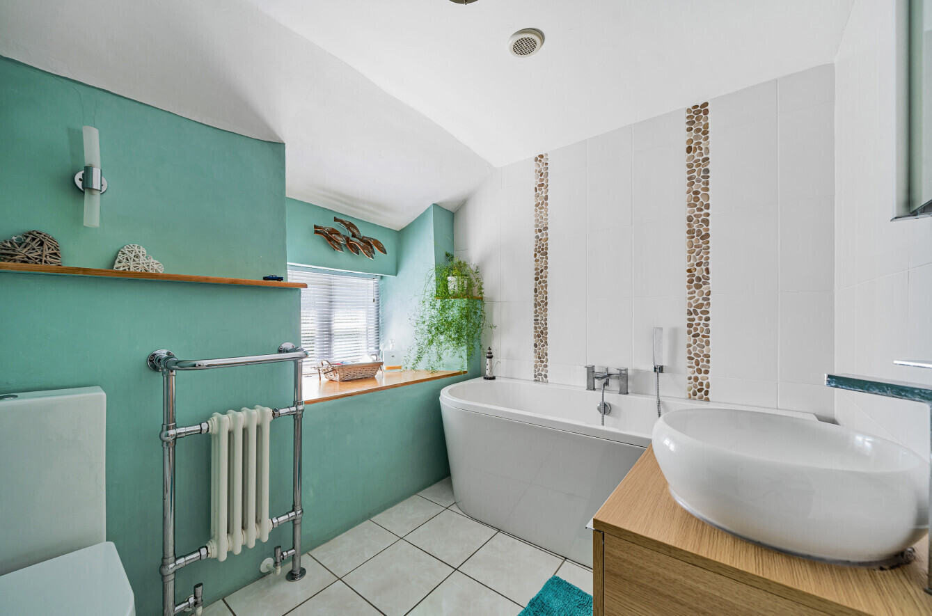 4 bedroom property for sale in Bratton Clovelly, Okehampton, Devon