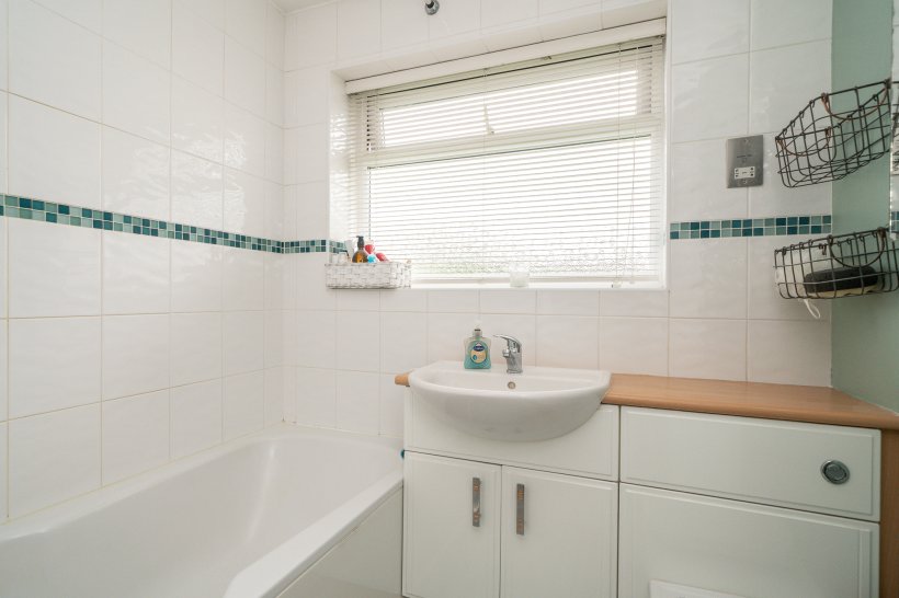 Mortimer Hill, Tring 4 bedroom detached house Brown & Merry