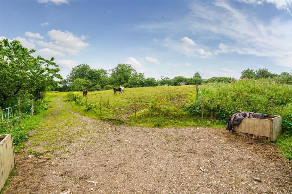 Stags 3 bedroom property for sale in Ingsdon, Newton Abbot