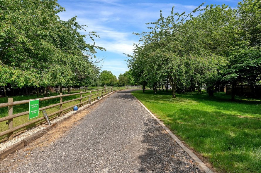 4 bedroom property for sale in Cotgrave Road, Normanton On The Wolds