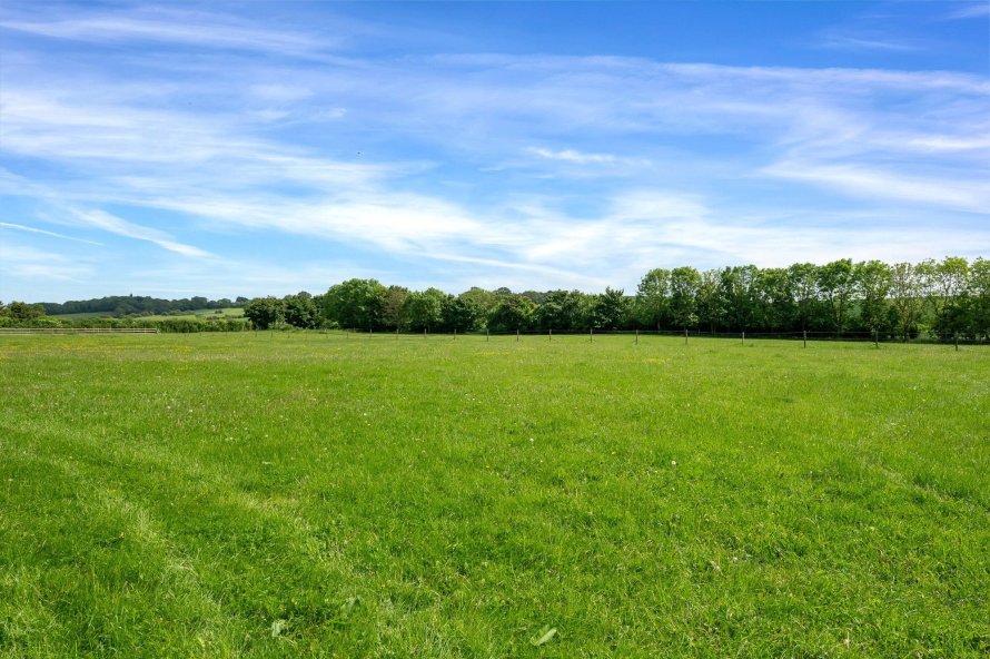 4 bedroom property for sale in Cotgrave Road, Normanton On The Wolds