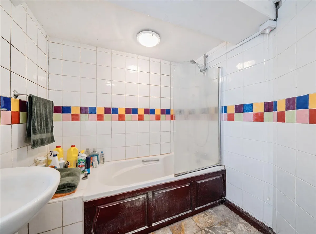 Garden Flat, Ashmore Road, London, W9