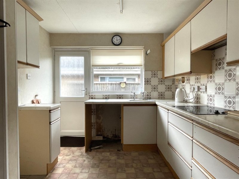 3 bedroom property for sale in Worlingham Way, Lowestoft Guide price £200,000