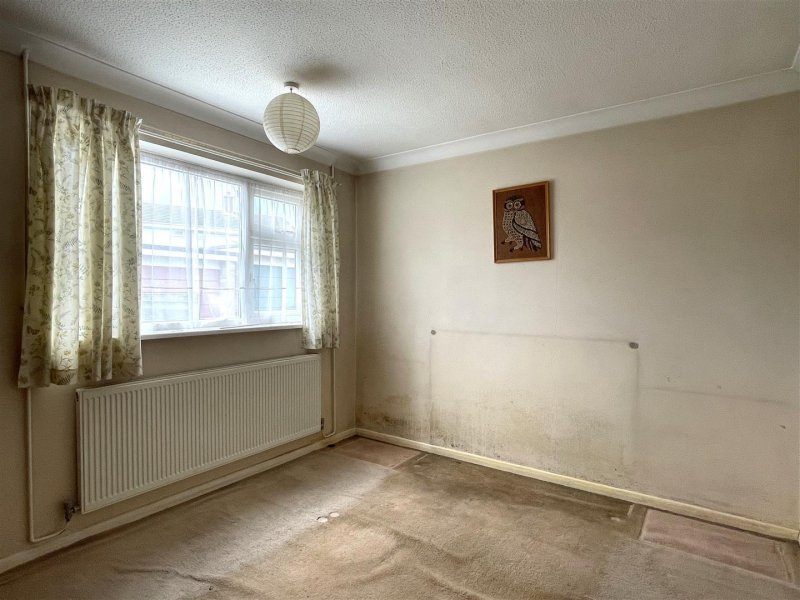 3 bedroom property for sale in Worlingham Way, Lowestoft Guide price £200,000