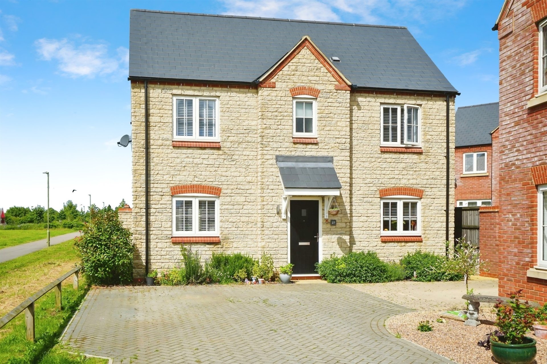 Estate Agents & Lettings Agents in Bicester Connells Contact Us