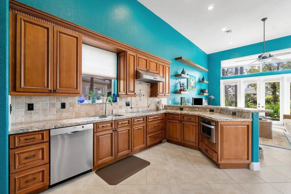 12424 NW 62nd Ct, Coral Springs, FL 33076
