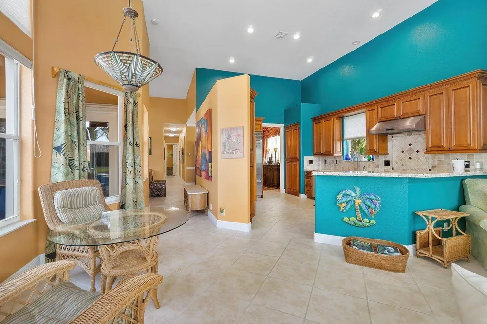 12424 NW 62nd Ct, Coral Springs, FL 33076