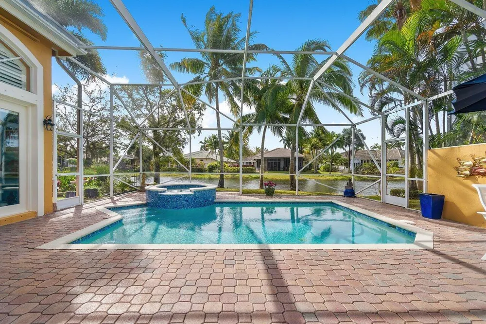 12424 NW 62nd Ct, Coral Springs, FL 33076