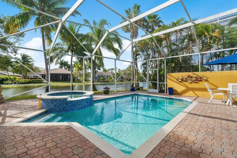 12424 NW 62nd Ct, Coral Springs, FL 33076