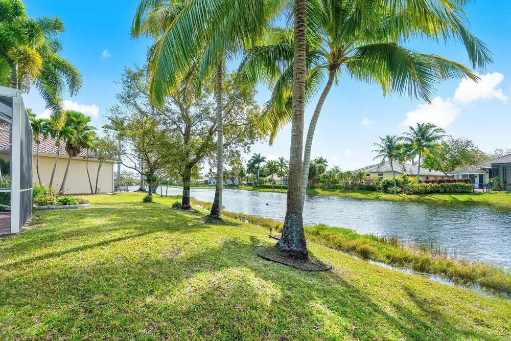 12424 NW 62nd Ct, Coral Springs, FL 33076