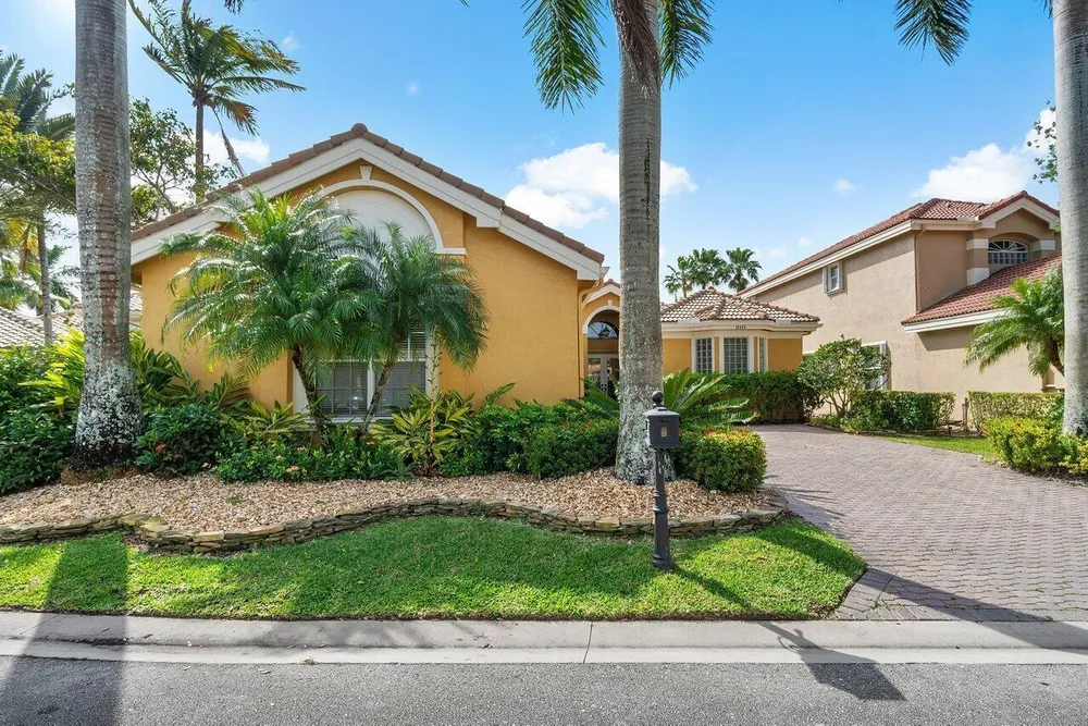 12424 NW 62nd Ct, Coral Springs, FL 33076
