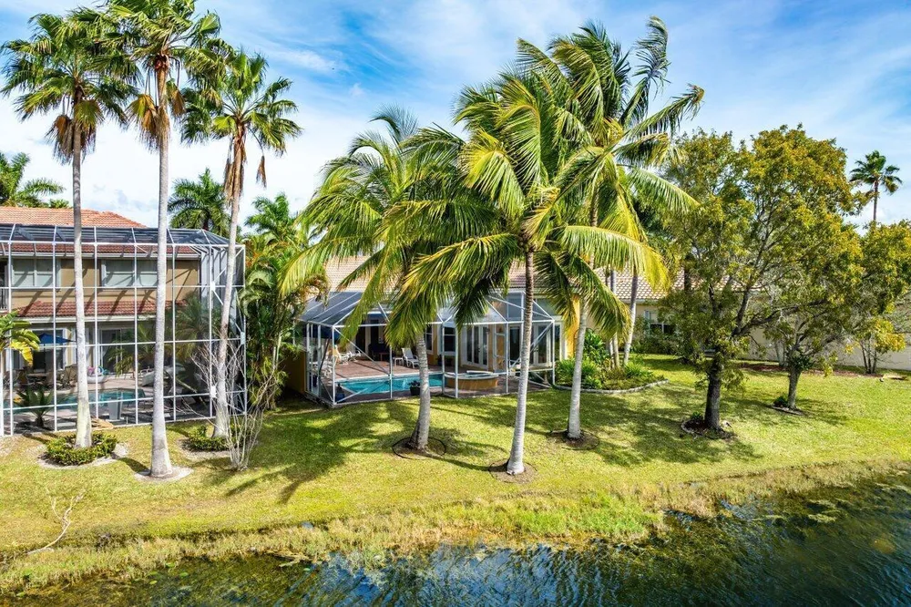 12424 NW 62nd Ct, Coral Springs, FL 33076