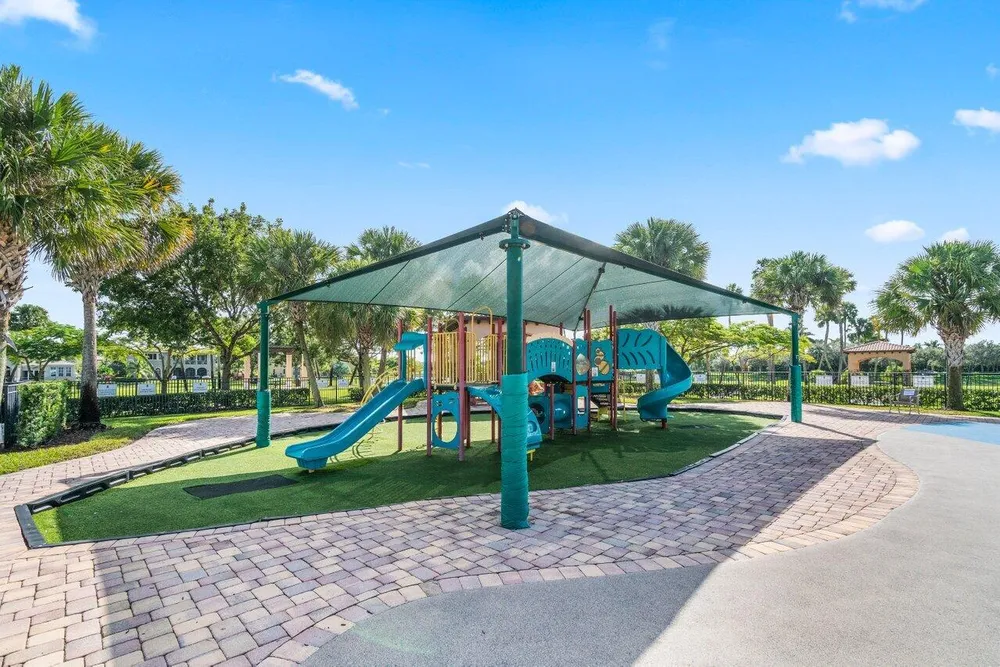 12424 NW 62nd Ct, Coral Springs, FL 33076