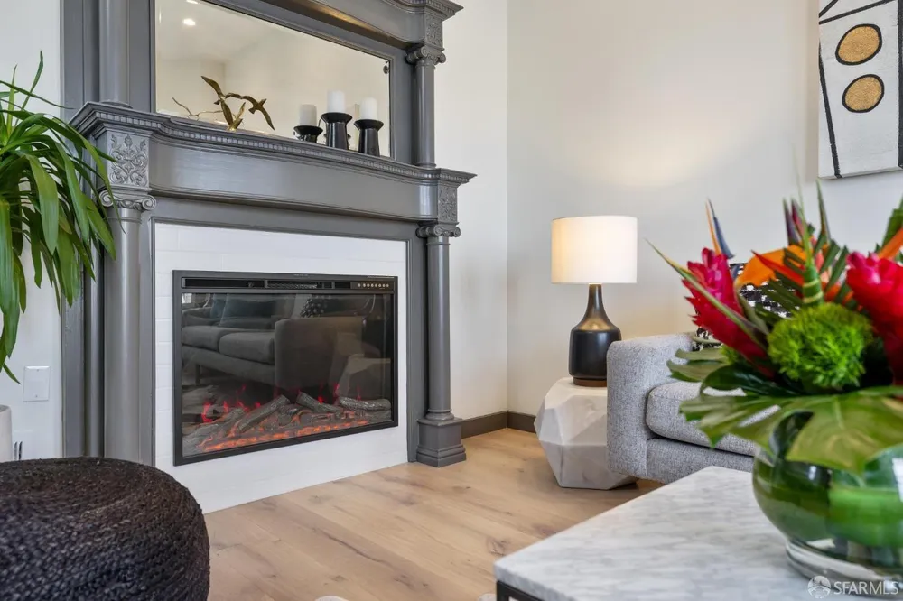 3520 17th St, San Francisco, CA 94110
