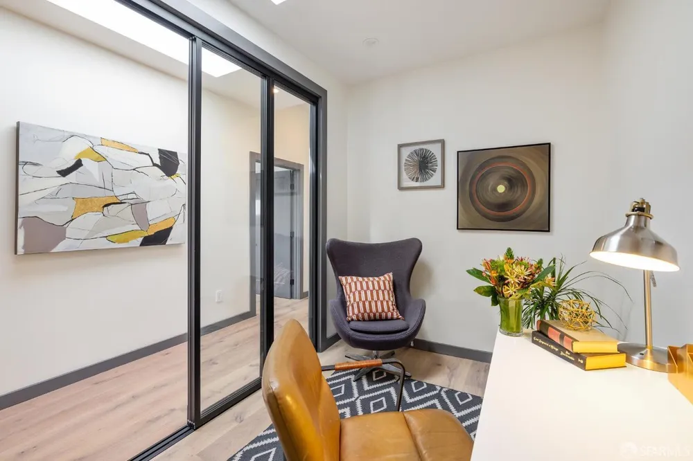 3520 17th St, San Francisco, CA 94110