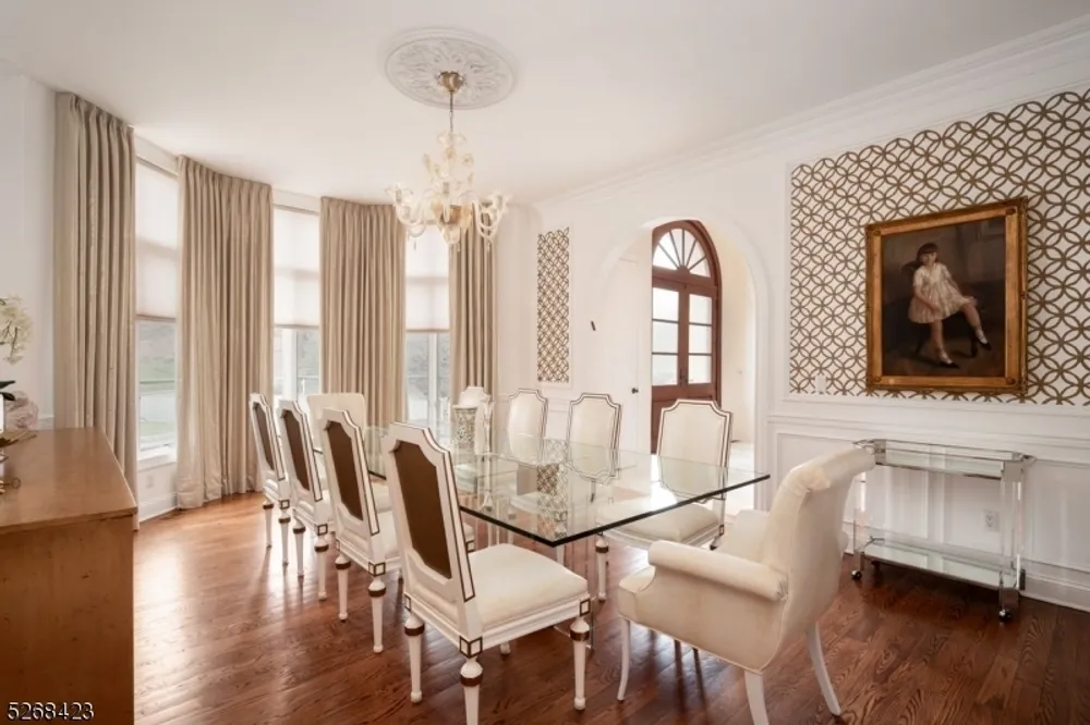 40 Overlook Rd, Livingston, NJ 07039