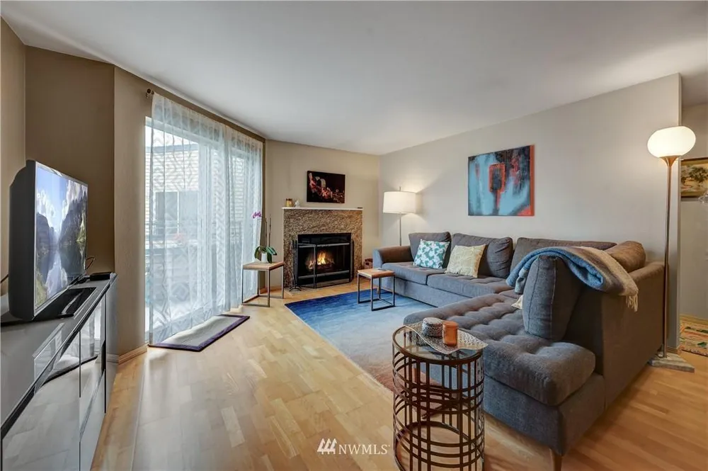 6970 California Ave SW, Seattle, WA 98136