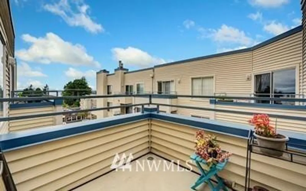 6970 California Ave SW, Seattle, WA 98136