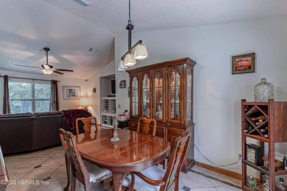 53 Lion St, Middleburg, FL 32068