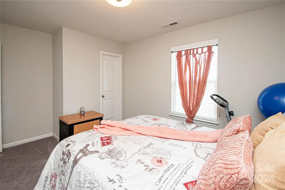 5115 Grace View Dr, Pineville, NC 28134