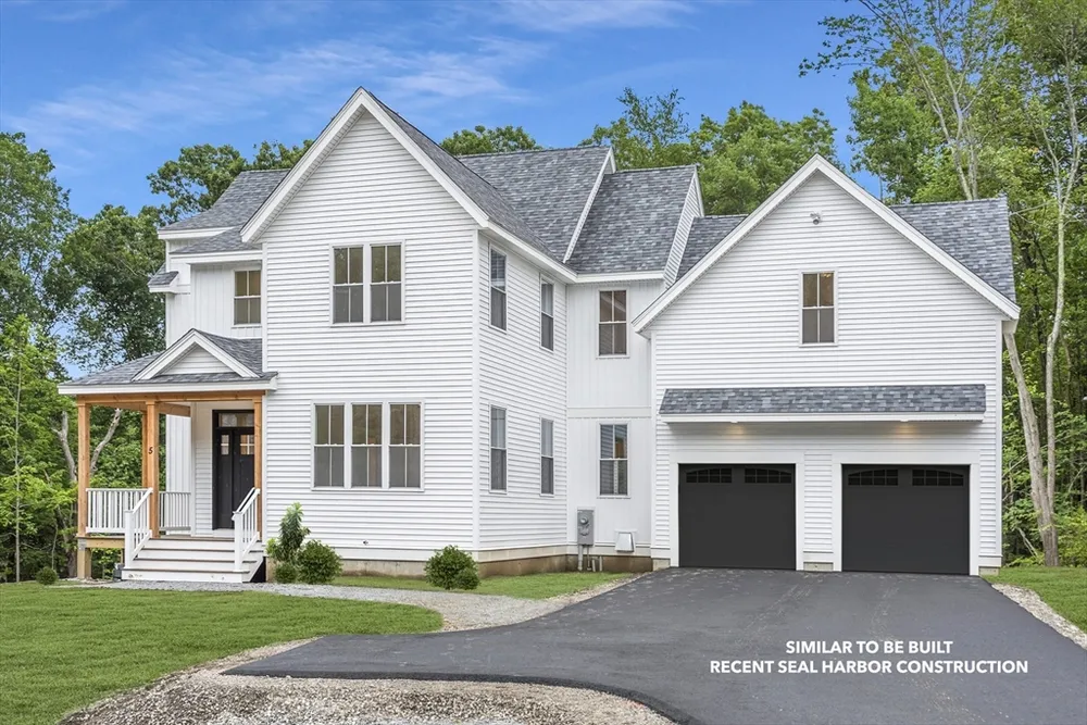 33 Groton Rd, Westford, MA 01886