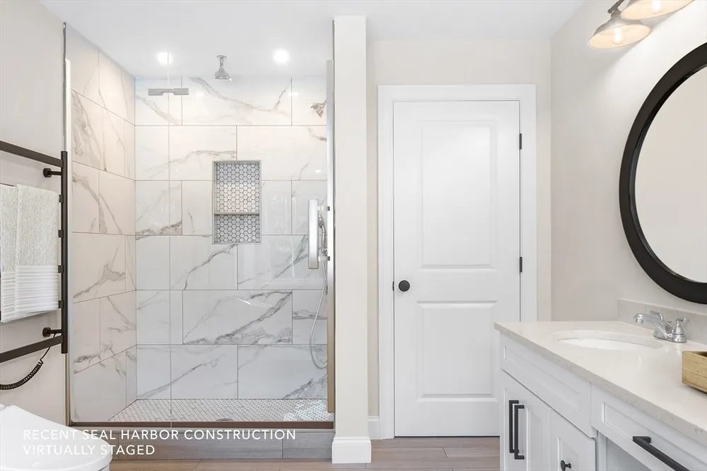 33 Groton Rd, Westford, MA 01886