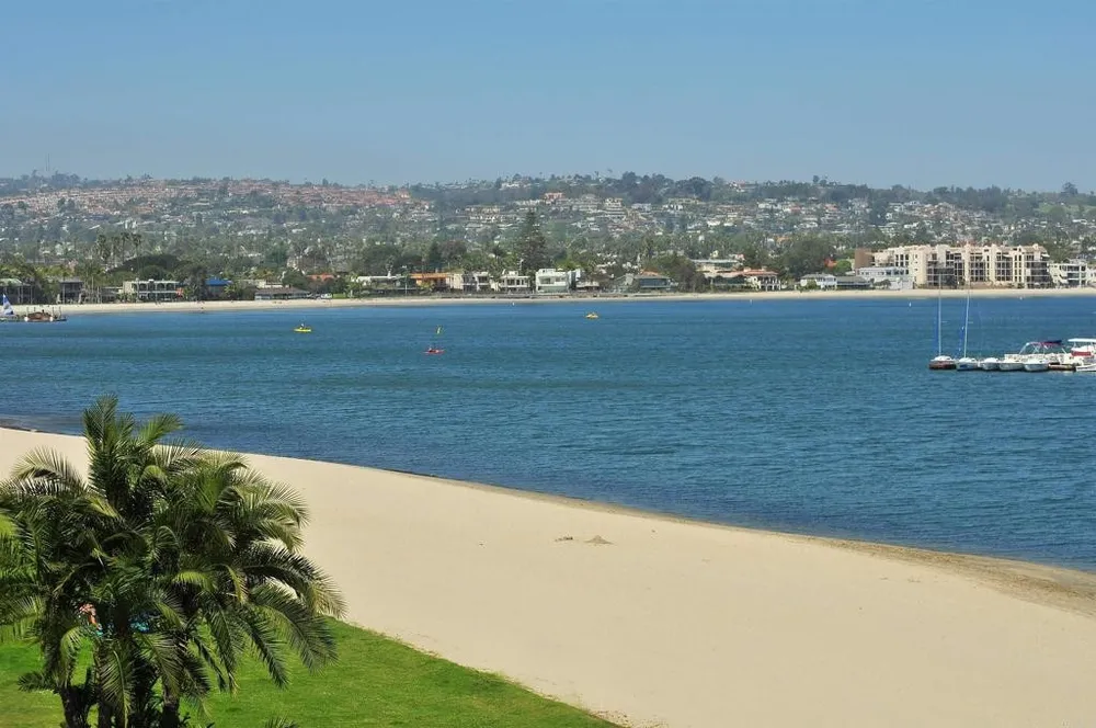 2115 Garnet Ave, San Diego, CA 92109