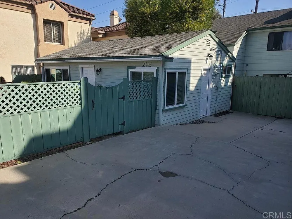 2115 Garnet Ave, San Diego, CA 92109