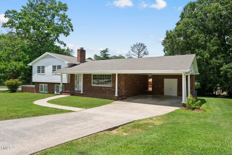 154 Luther Rd, Raleigh, NC 27610