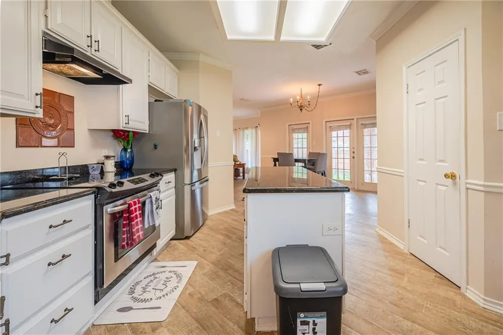 7026 Ashdown Dr, Corpus Christi, TX 78413