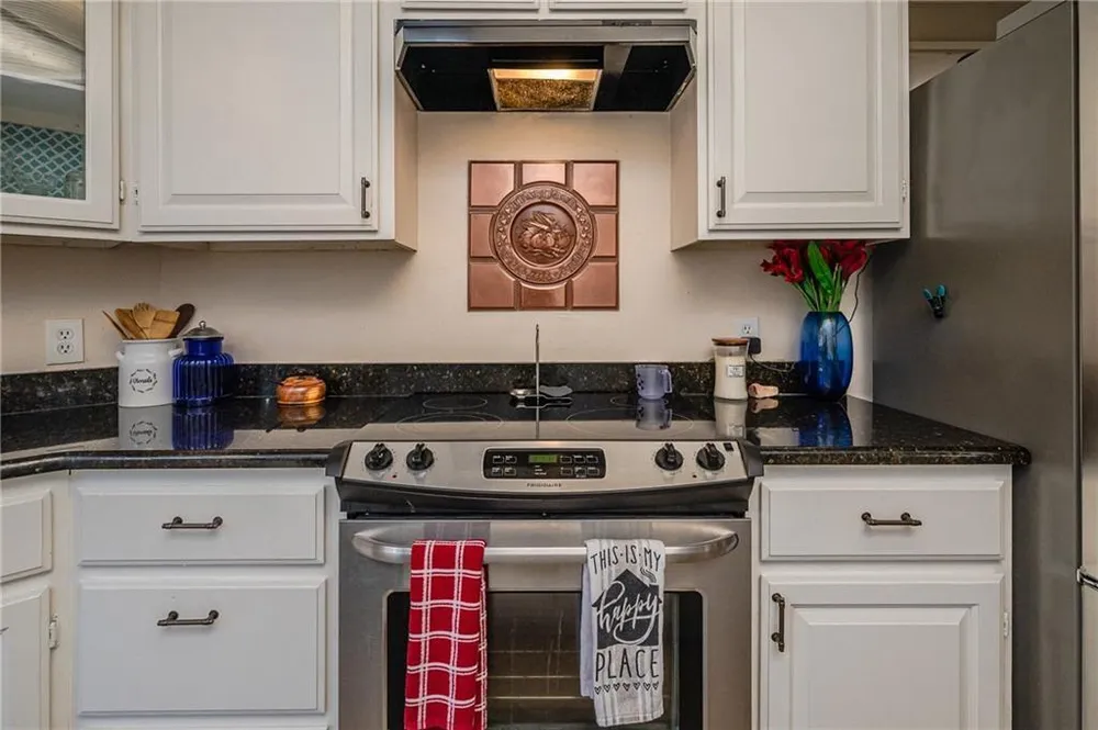 7026 Ashdown Dr, Corpus Christi, TX 78413