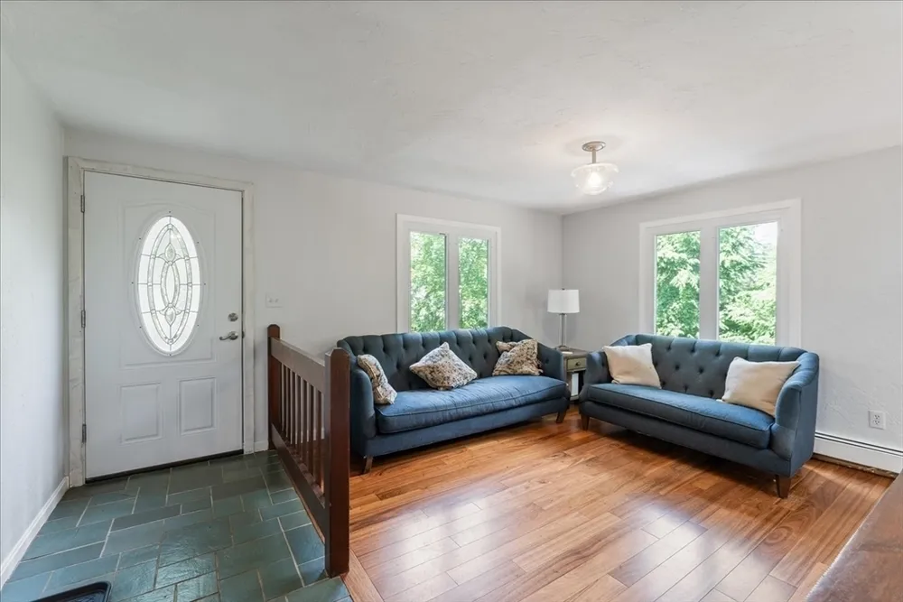 20 Pennacook St, Norfolk, MA 02056