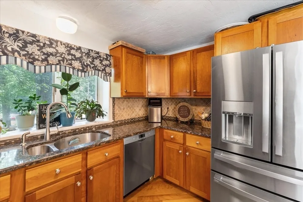 20 Pennacook St, Norfolk, MA 02056