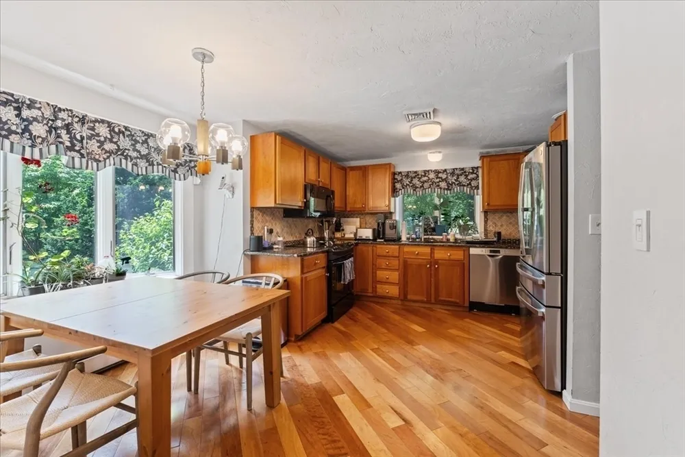 20 Pennacook St, Norfolk, MA 02056