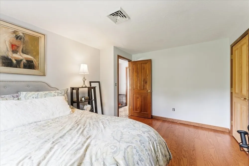 20 Pennacook St, Norfolk, MA 02056